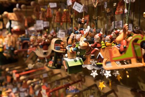 tienda navidad brujas|Brujas en Navidad: mercados navideños y。